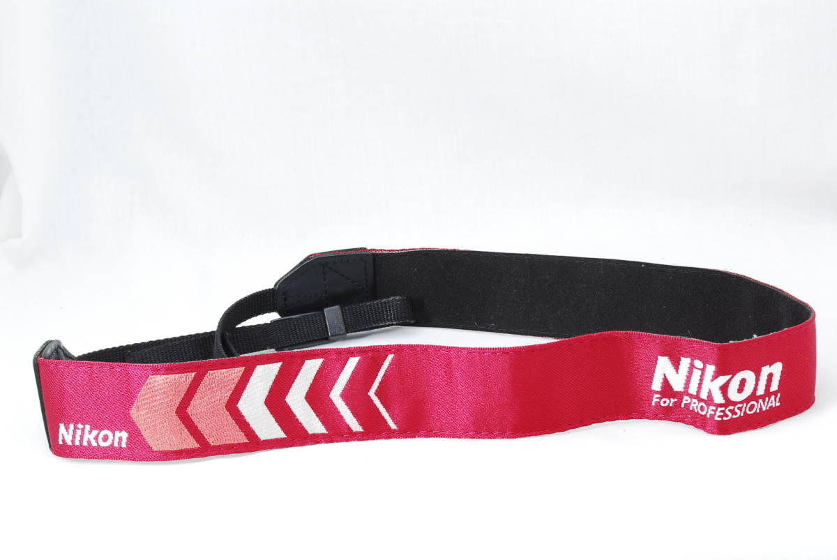 ☆レア☆Nikon ニコン アローストラップ for PROFESSIONAL プロフェッショナル 廃盤 刺繍 赤色 レッド カメラ ストラップ Camera Strap☆
