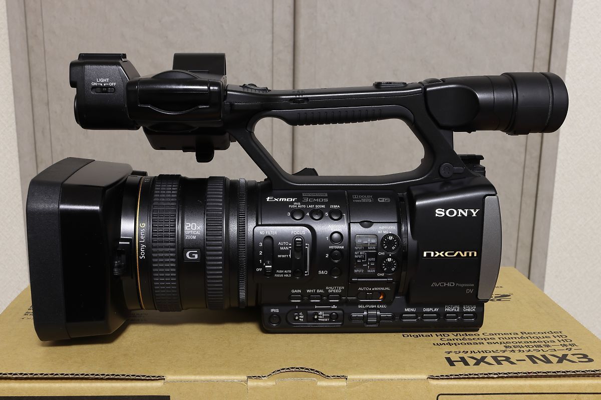 美品　ソニー SONY ビデオカメラ NXCAMカムコーダー　HXR-NX3
