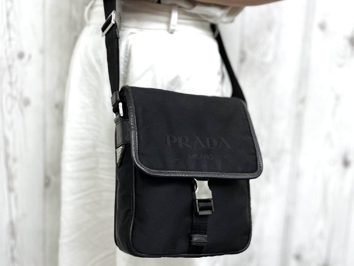 美品 PRADA プラダ テスート ショルダーバッグ バッグ ナイロン×サフィアーノレザー 黒 メンズ 101176Y