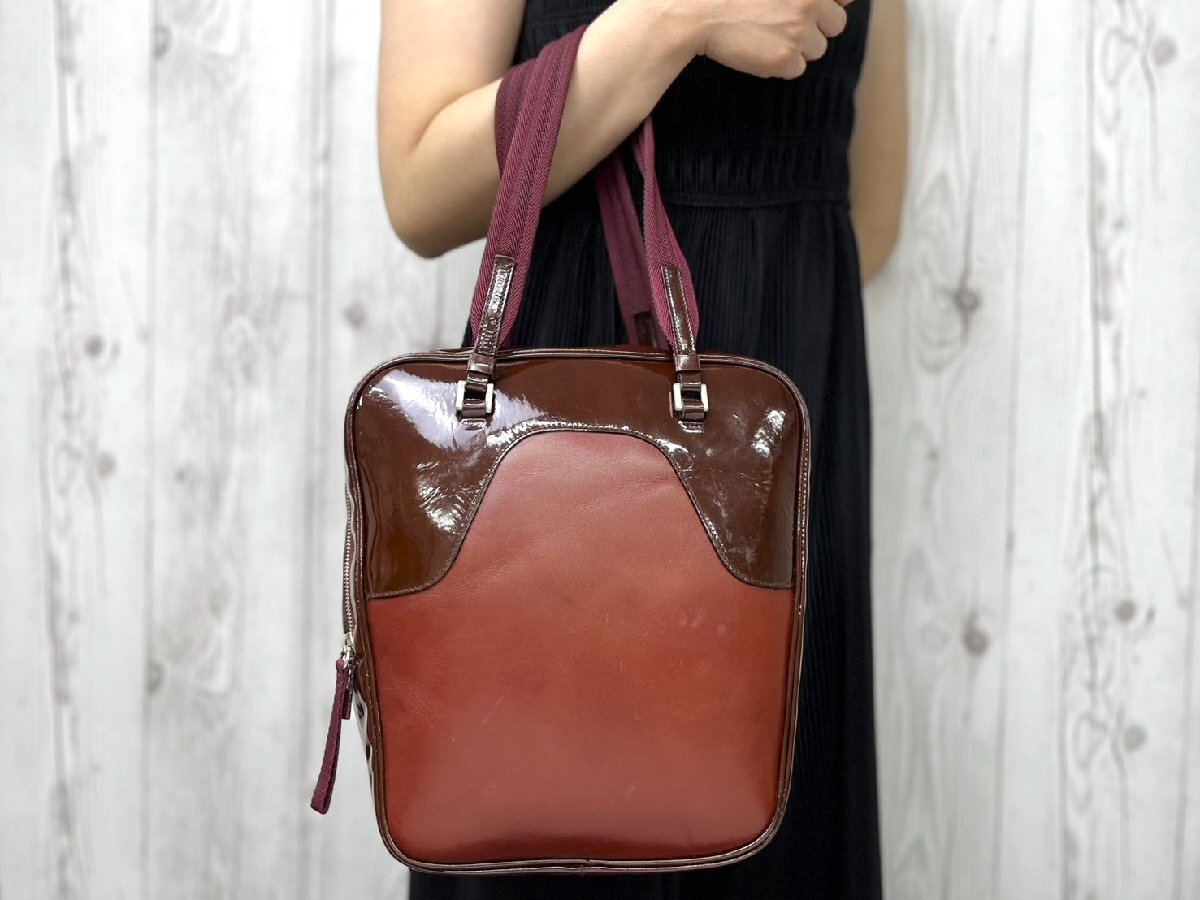 美品 PRADA プラダ ハンドバッグ トートバッグ バッグ パテントレザー×レザー ボルドー 101219Y