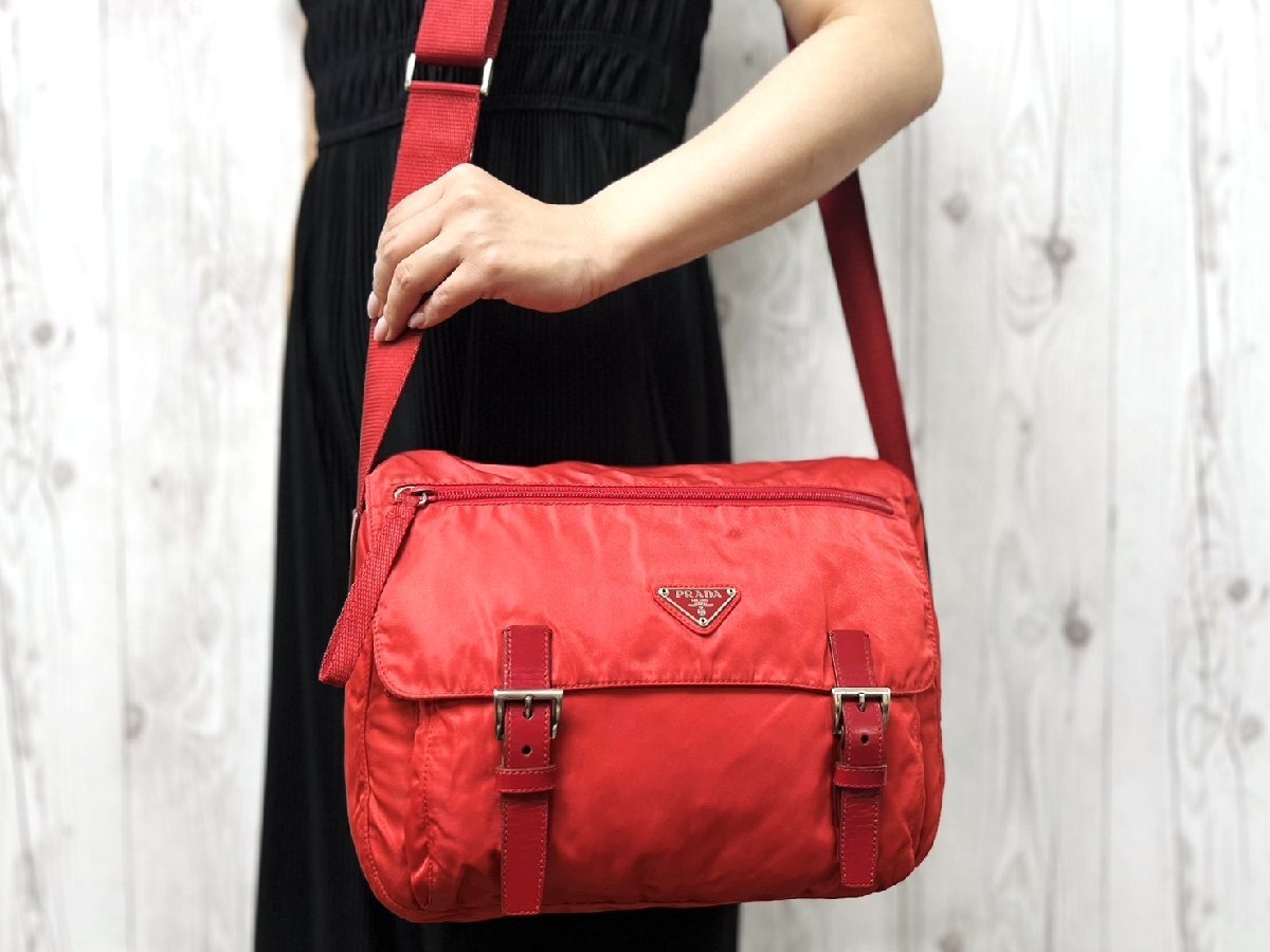 極美品 PRADA プラダ テスート ショルダーバッグ バッグ ナイロン×レザー 赤 メンズ 101089