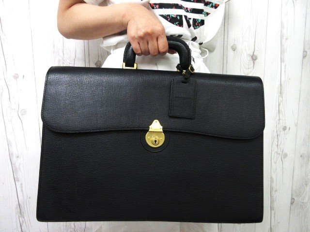 美品 BURBERRY LONDON バーバリー 鍵付 ビジネスバッグ ハンドバッグ バッグ レザー 黒 A4収納可 メンズ 101392