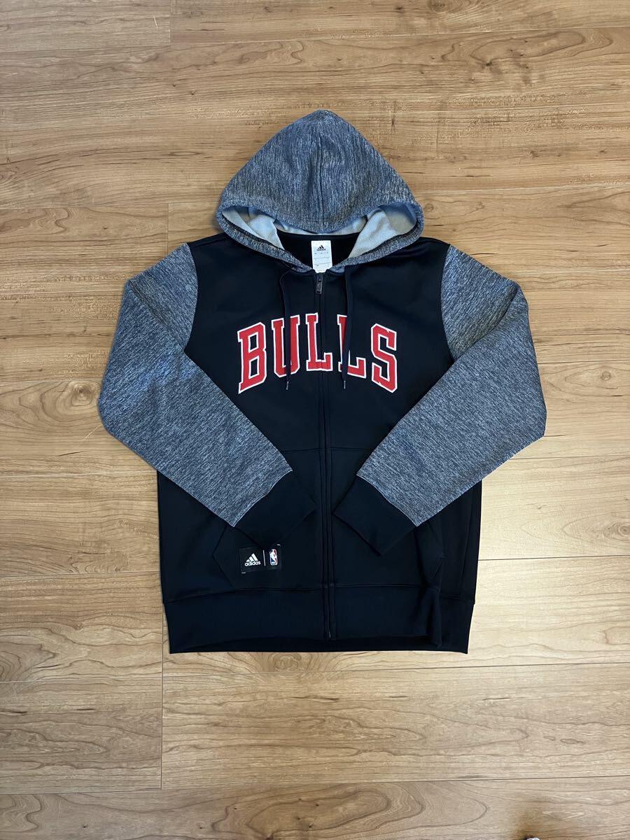 〜*NBA adidas BULLS ブルズ　パーカー　美品*〜
