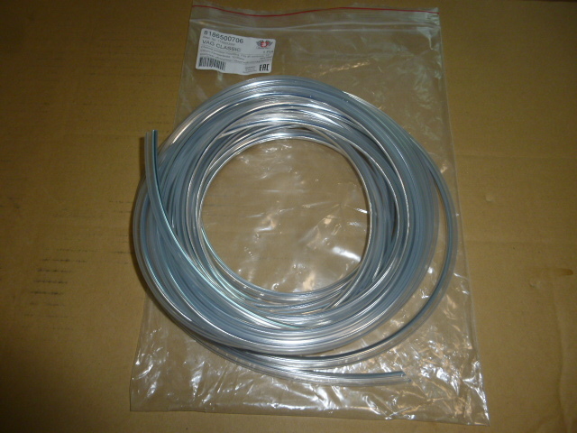 ヴァナゴンT3/カラベルT3用ウインドシール用メッキモール新品10m