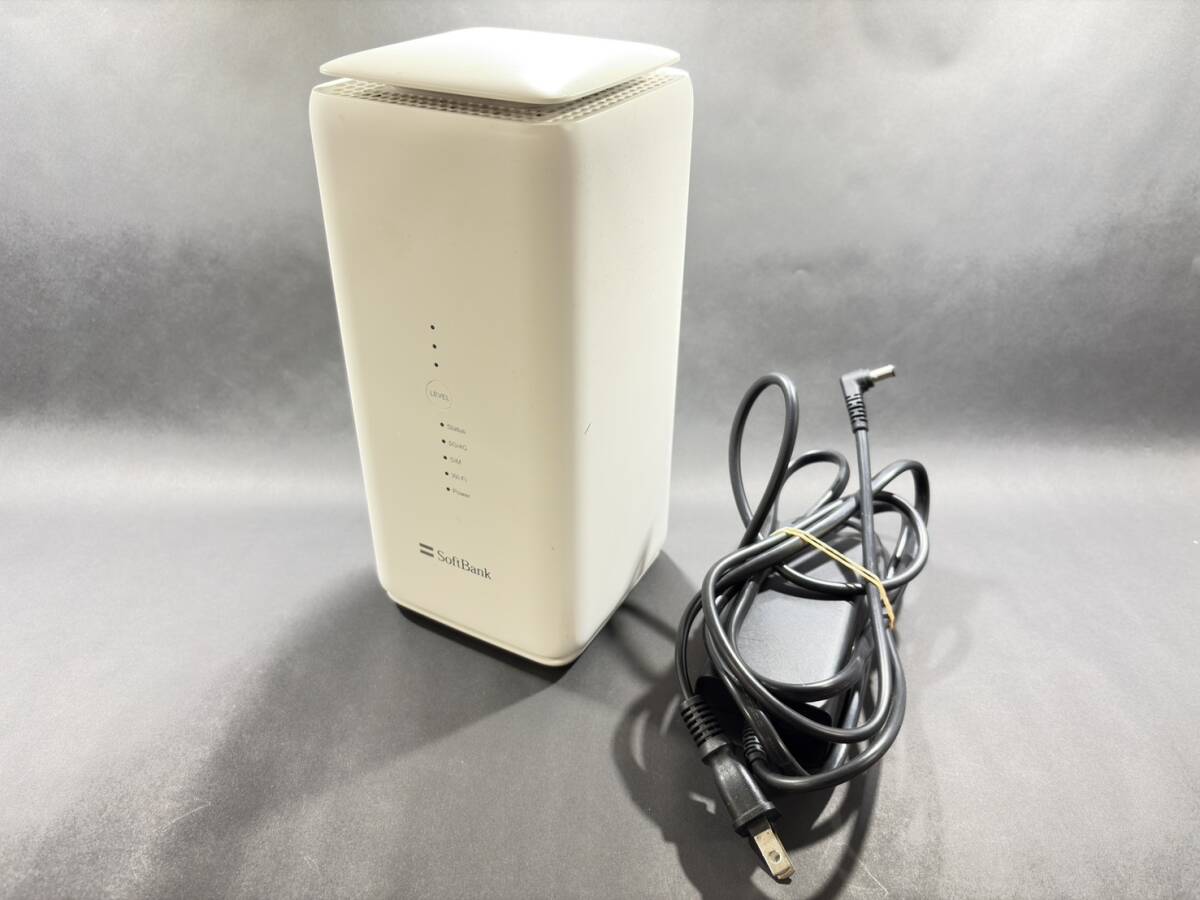 SoftBank Air ホームルーター 5G/4G対応 本体 電源コード付き 通電確認済み 1円～ t3