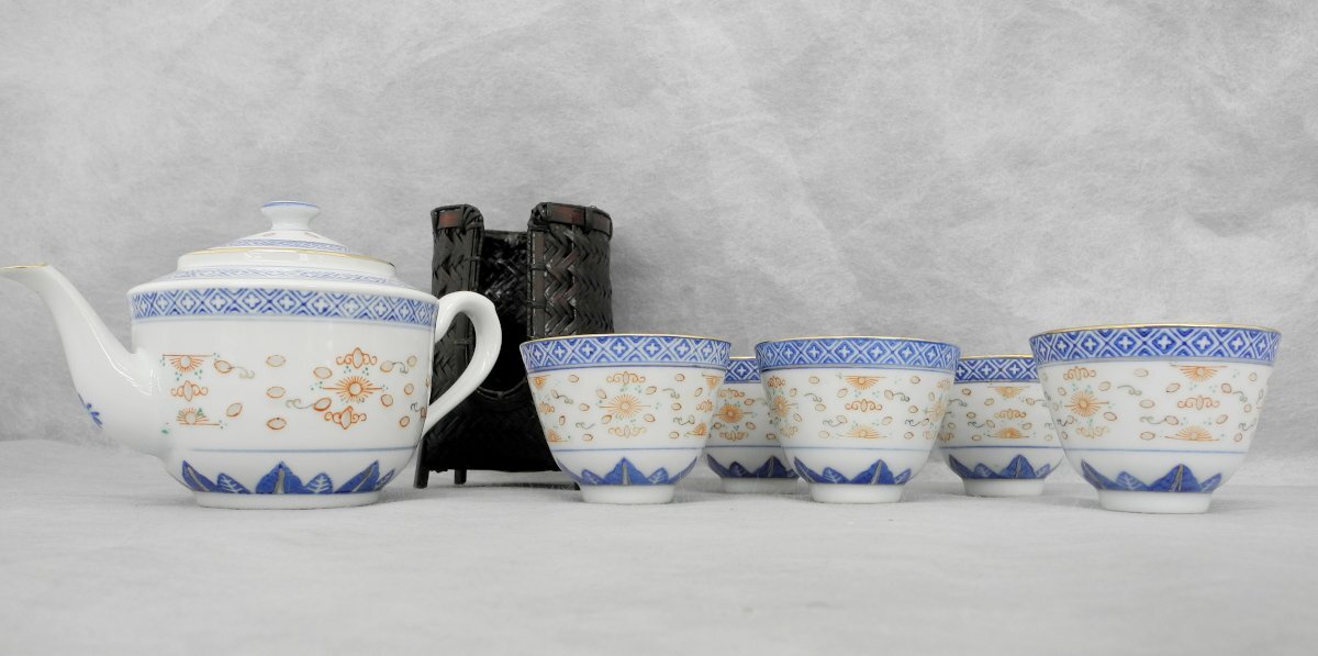 中国 景徳鎮 茶器 蛍 蛍手 青花玲瓏 玲瓏眼 玲瓏磁 透かし 急須 茶碗 五客 MADE IN CHINA 未使用 箱なし