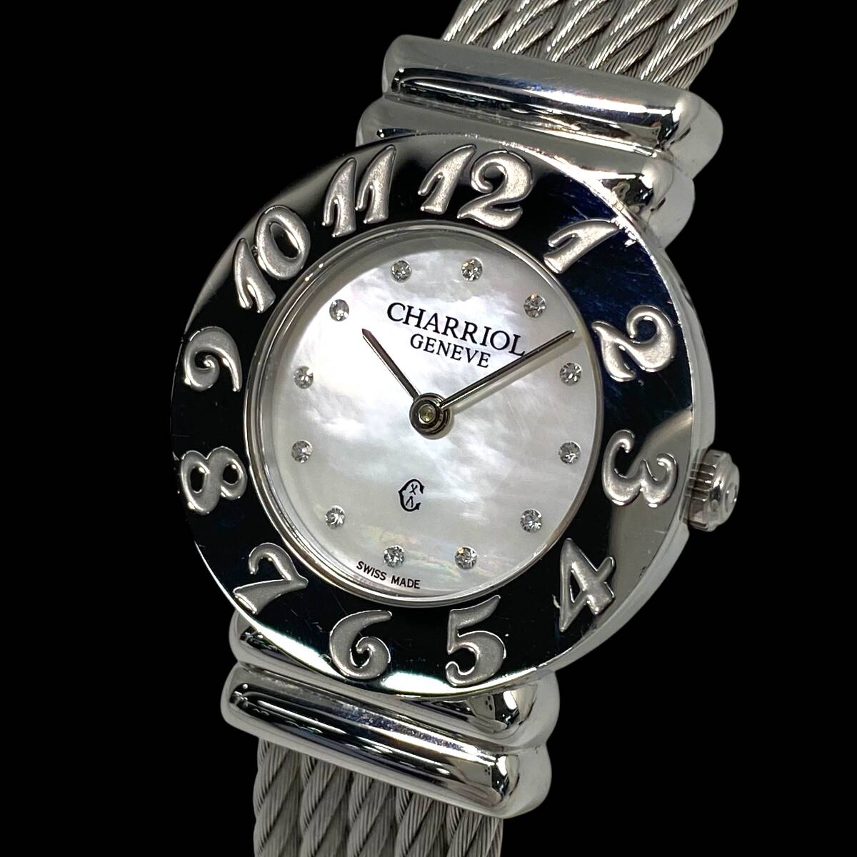 2605T0027 CHARRIOL シャリオール 028/2 サントロペ レディース腕時計 動作品 クォーツ 2針 ラウンド 12P 石付 シェル文字盤 SS