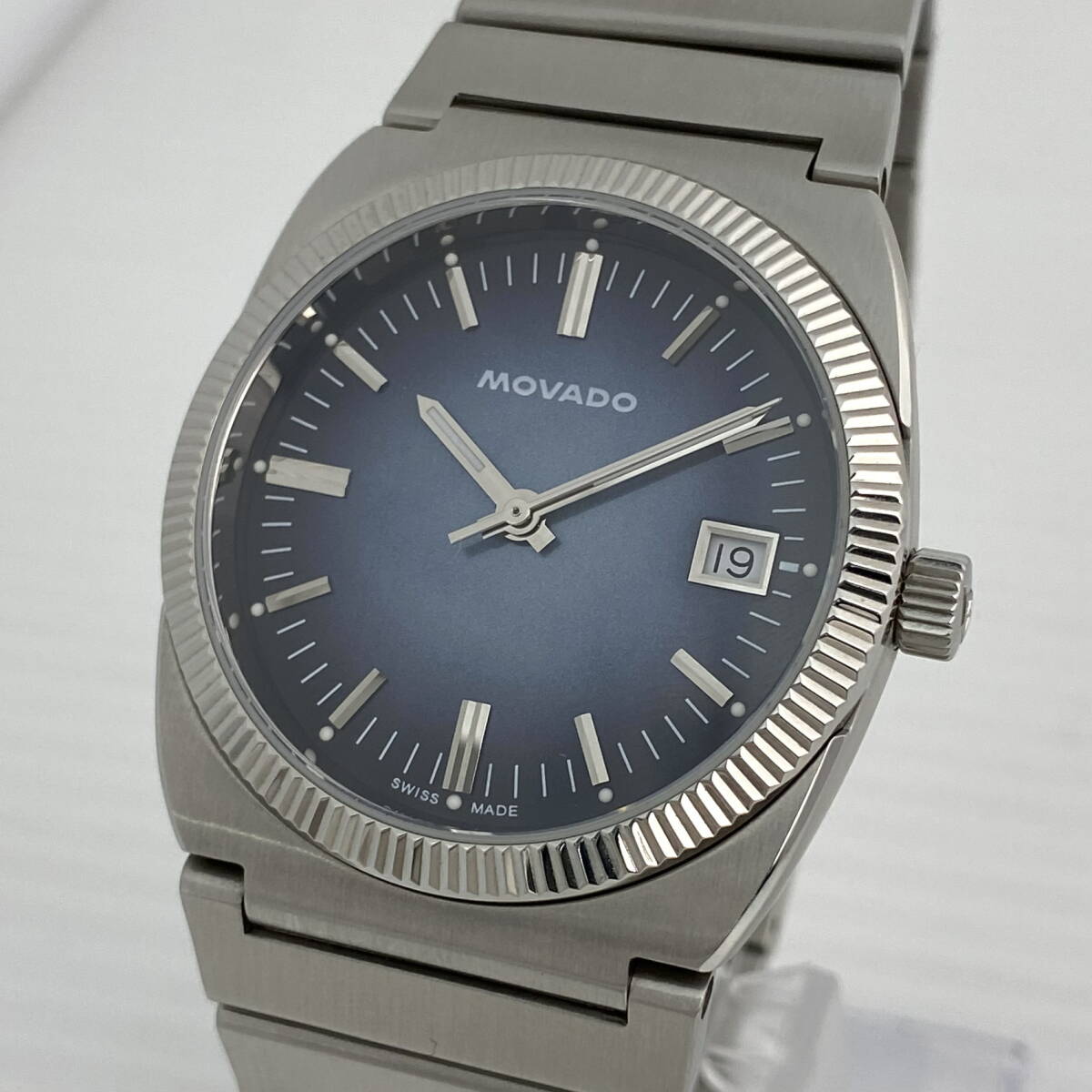 2605T0132 MOVADO モバード 3650215 ONDOPLAN オンドプラン メンズ腕時計 動作品 クォーツ 3針 デイト ラウンド ヘリテージコレクション