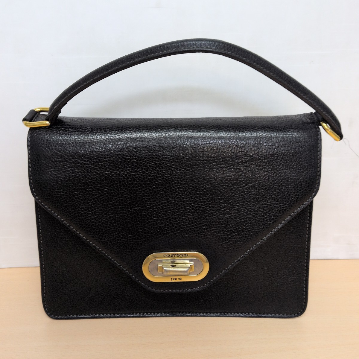 y060503g クレージュ courreges ショルダーバッグ レザー 黒 ヴィンテージ ゴールド金具　Vintage