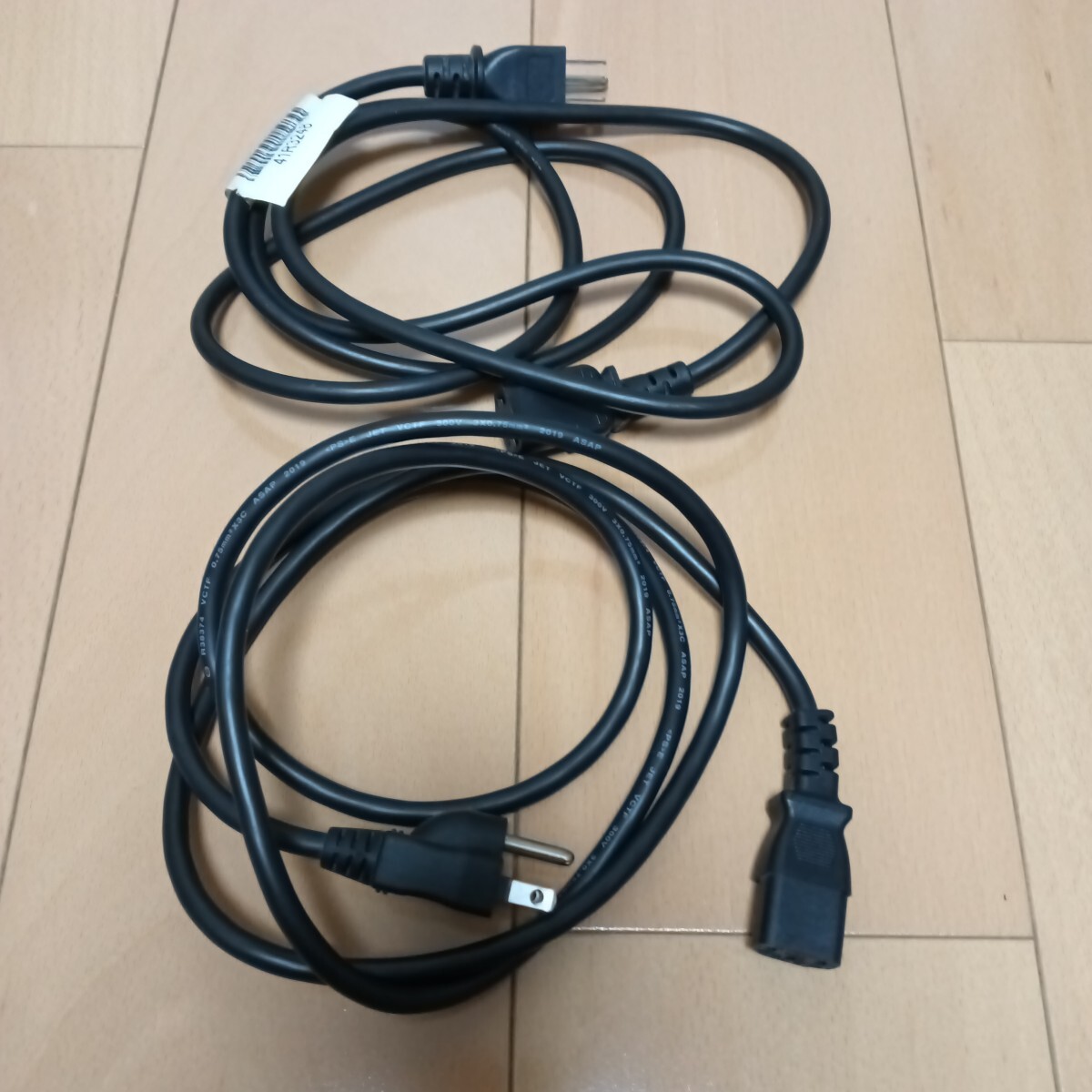 電源コード 3ピン ACケーブル 電源ケーブル　PC用　中古品　2本セット　7A 125V　180cm程度