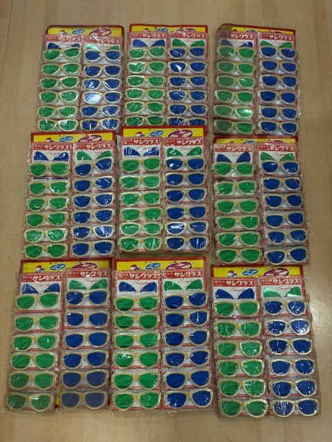 【T3】昭和レトロ　替玉付　サングラス　駄菓子屋　６＋６×９SET　月光仮面風　青色・緑色　カラーレンズ