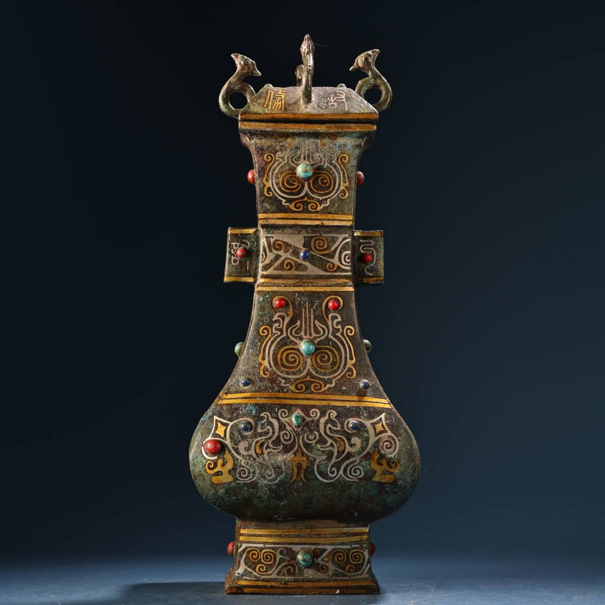 旧蔵 戦漢時期 青銅器 錯金 貴石嵌 方瓶 酒器 盛酒器 祭祀品 禮器 古美術 古美味 中国古玩 骨董品 時代物 稀少唐物
