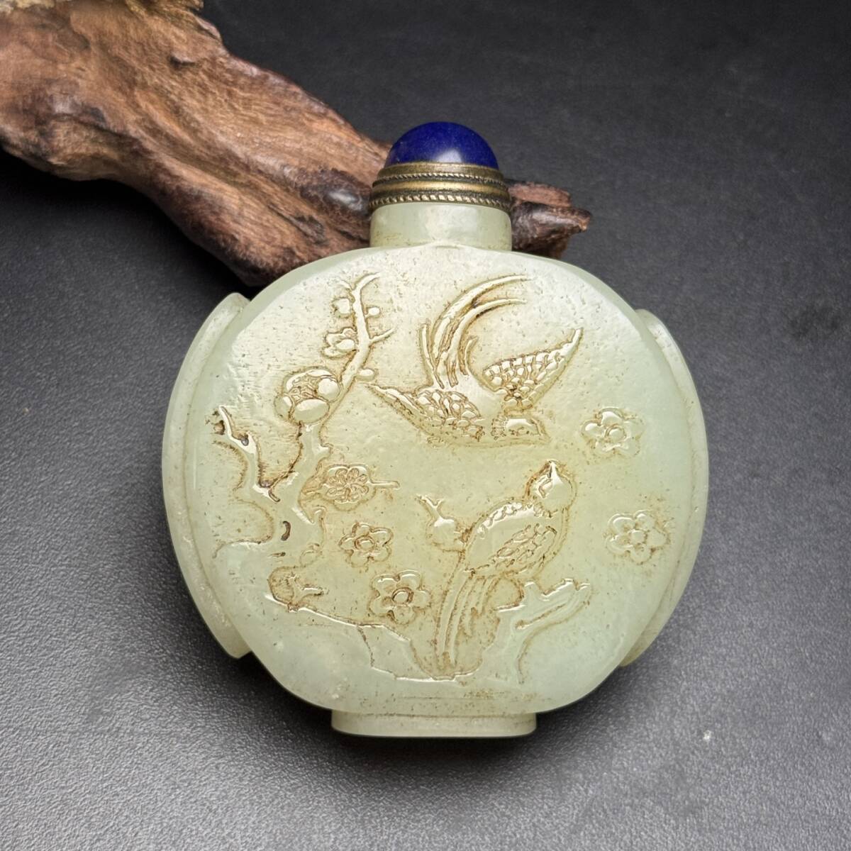 旧蔵 清時代 和田玉密彫 花鳥紋 鼻煙壺 根付 手彫 極細工 古美術 古美味 中国古玩 骨董品 時代物 稀少唐物