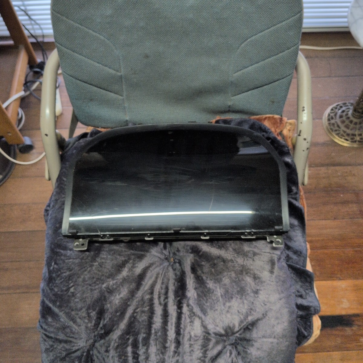 トヨタ　UZS171 クラウン　マジェスタ　スピードメーター　ケースワレあり