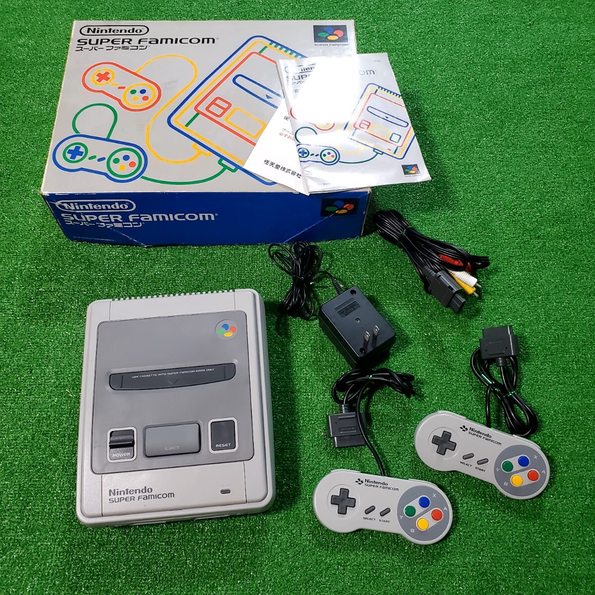 スーパーファミコン 本体 動作確認済み SHVC-001 箱説あり 箱 説明書 Nintendo 任天堂 スーファミ ゲーム機器 コントローラー コントローラ