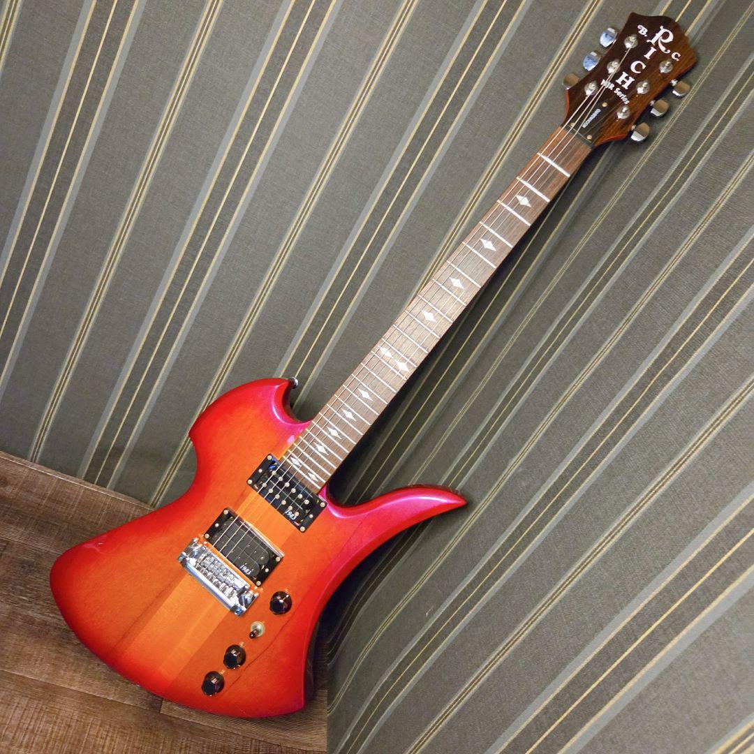 激レア　スルーネック　B.C.Rich モッキンバード 　エレキギター NJ Retro Mockingbird ビーシーリッチ 変形ギター　ネックスルー　ギター