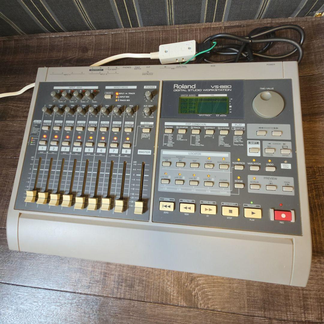 Roland ローランド　VS-880 マルチトラックレコーダー　動作品