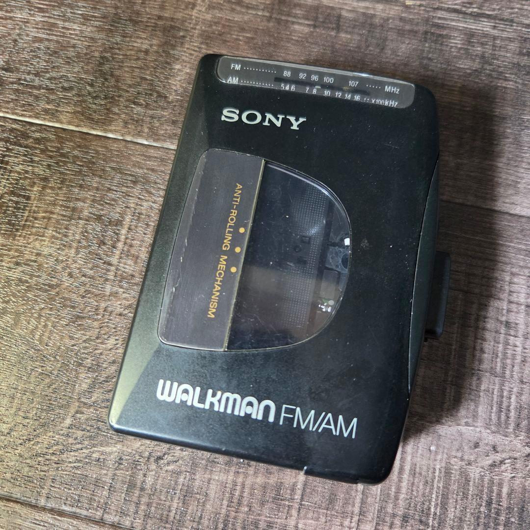 SONY ソニー　WM-FX10 カセットプレーヤー　ポータブルラジオ　ウォークマン ビンテージ カセットプレーヤー