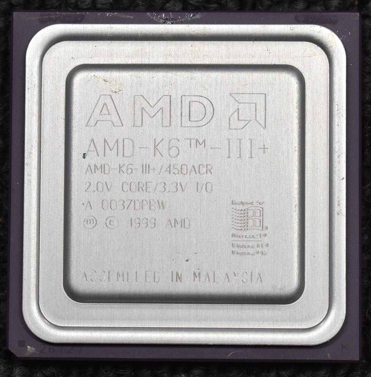 AMD Mobile K6-III+ 450 AMD-K6-III+/450ACR Socket 7 (K6-3+ Super7 FSB100) 希少2.0V低電圧版 (動作確認済 中古品) (管:AM02A