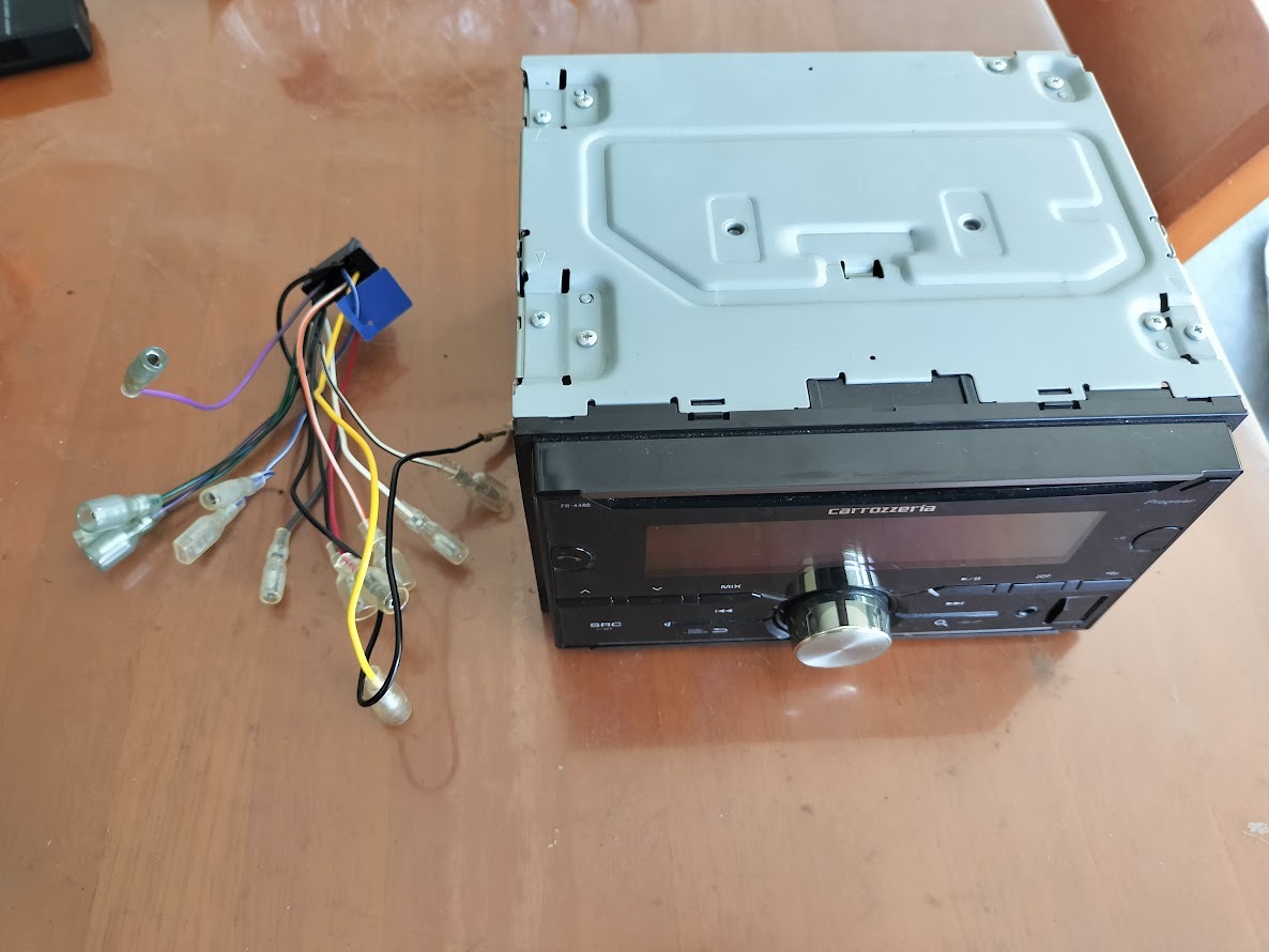 カロッツェリア　FH-4400　Bluetoothオーディオ内蔵　USB　CD FM/AM