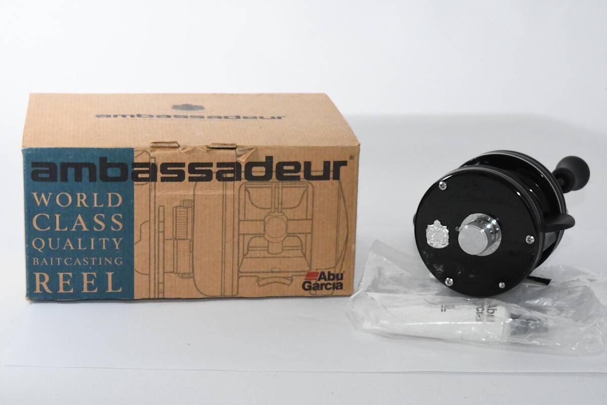 【美品】アブ アンバサダー 4600C ベイトリール 黒 ABU Ambassadeur アブガルシア ＋箱 付属品 0618-07