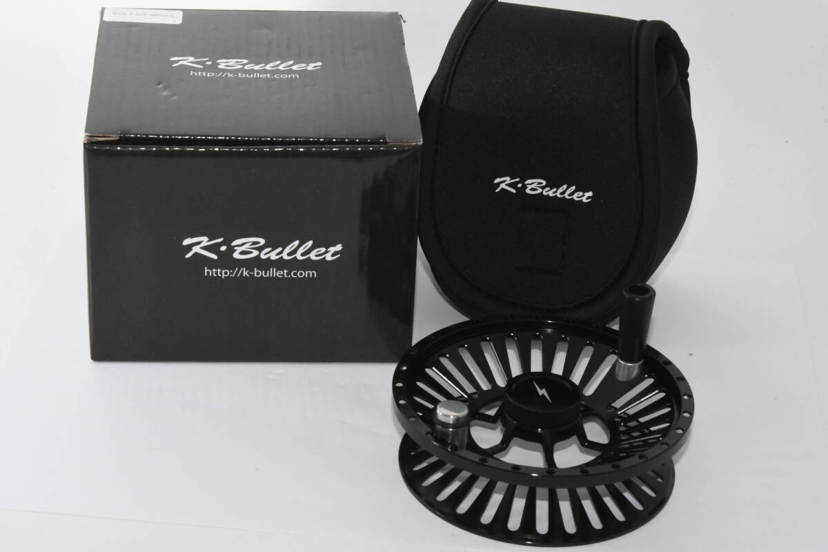 【美品】ケイ・ブリット k.Bullet VoLT 5/7 フライリール スペアスプール ＋箱 ポーチ付き 0618-08