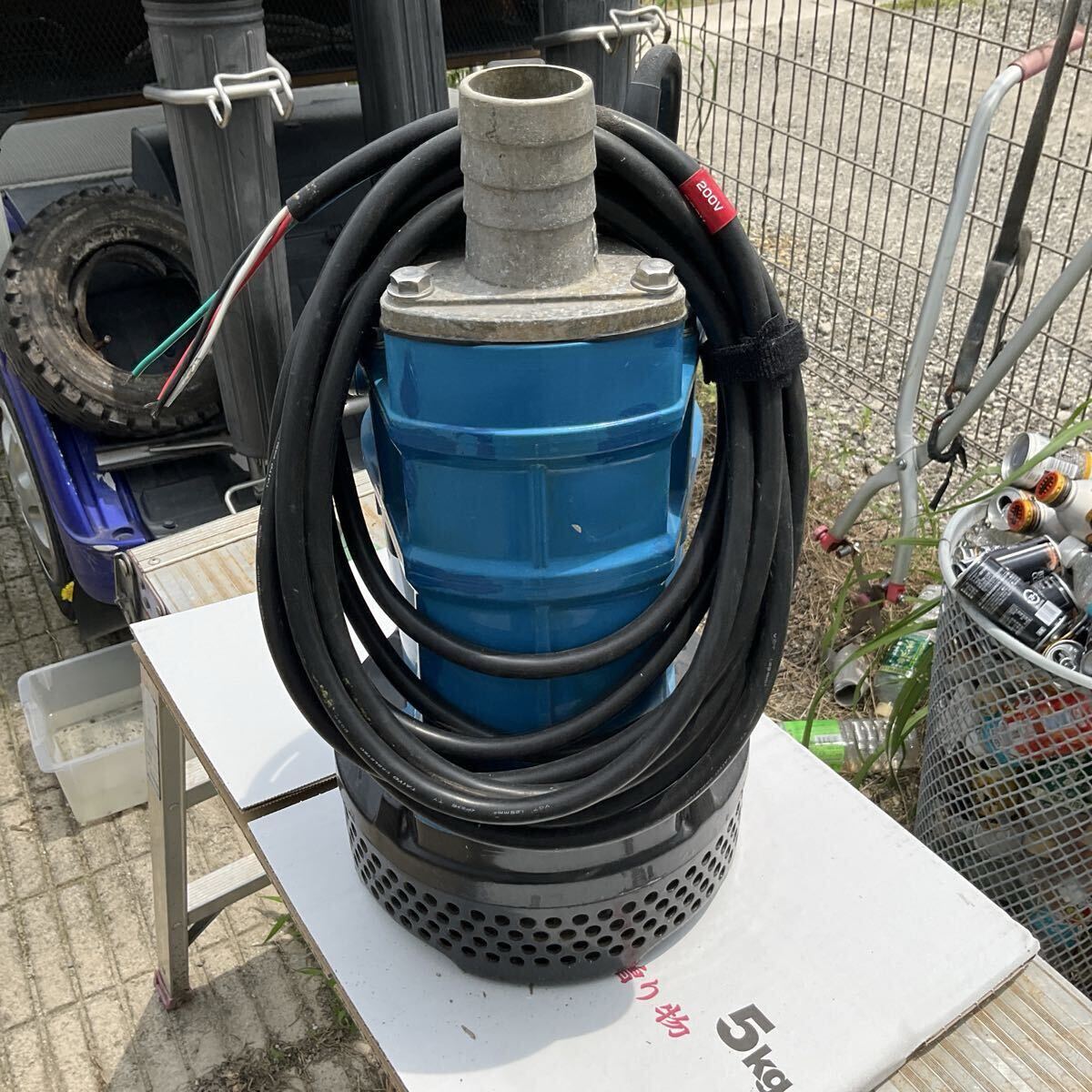 鶴見製作所 水中ポンプ　KTVE21.5-52 未使用