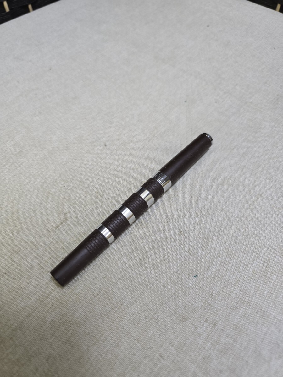 【現状品】PARKER パーカー5thインジェニュイティ&CTティブラウンラバー万年筆 高級感 中古品 文房具
