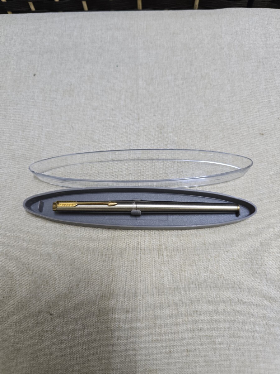 【現状品】PARKER パーカー 180万年筆 シルバー×ブラック ゴールドアクセント キャップ式 高級筆記具 高級感 中古品