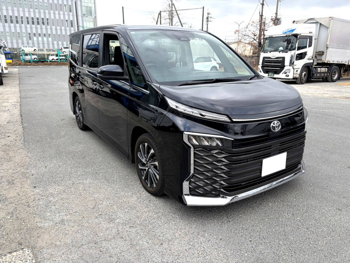 ★令和6年 トヨタ ヴォクシー S-Z 両面電動スライドドア ETC2.0 走行3900km 車検9年7月★