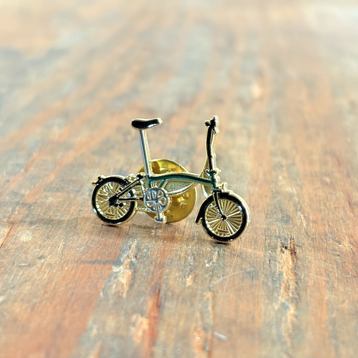 レア BROMPTON ピンバッジ バッジ バッヂ M3L M6L S2L S6L P6L M3R M6R P6R ブロンプトン 