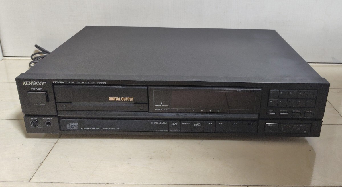 ケンウッド KENWOOD CDプレーヤーDP-880SG ジャンク　