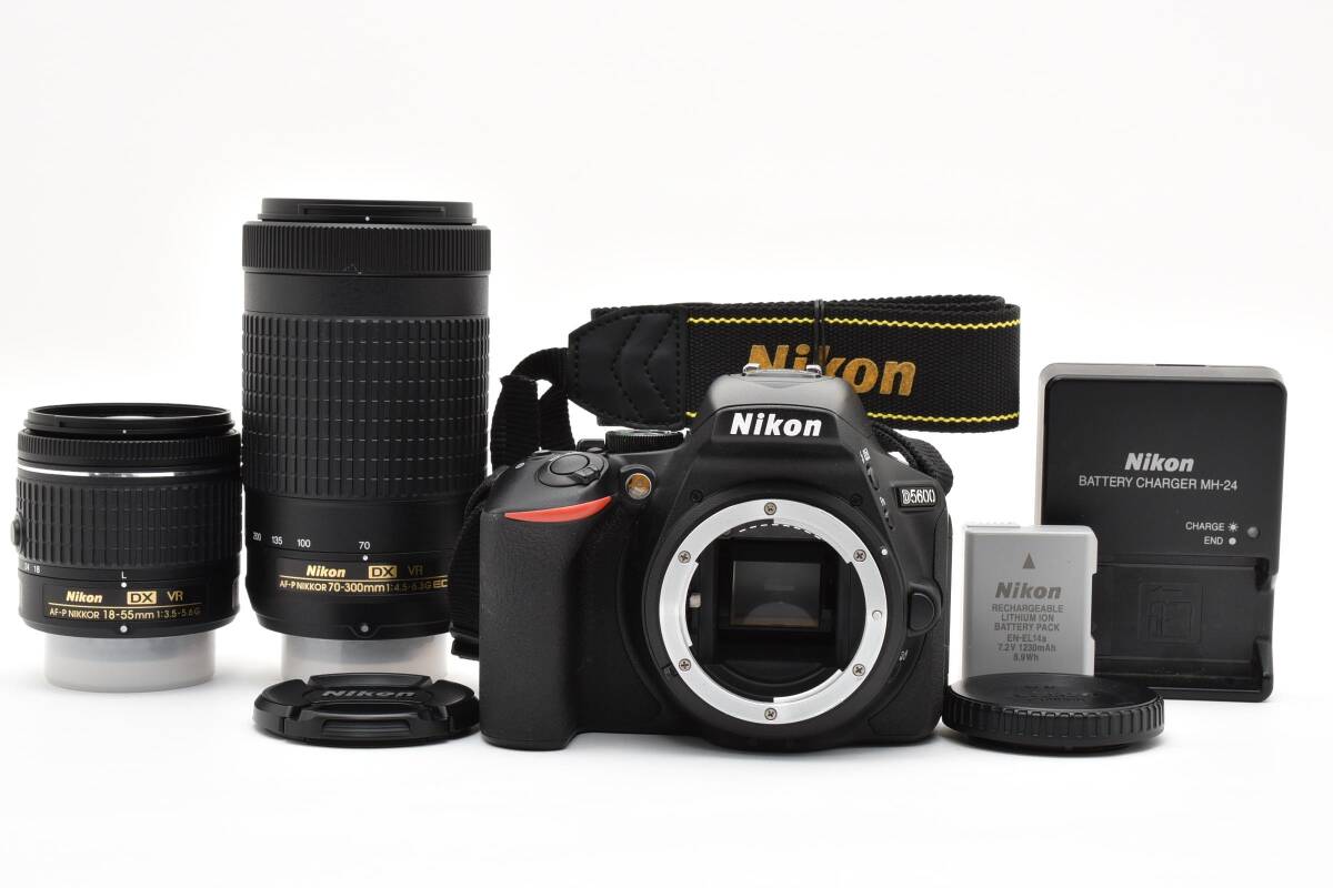 【2281】Nikon デジタル一眼 D5600 ダブルズームキット シャッター回数2,526回