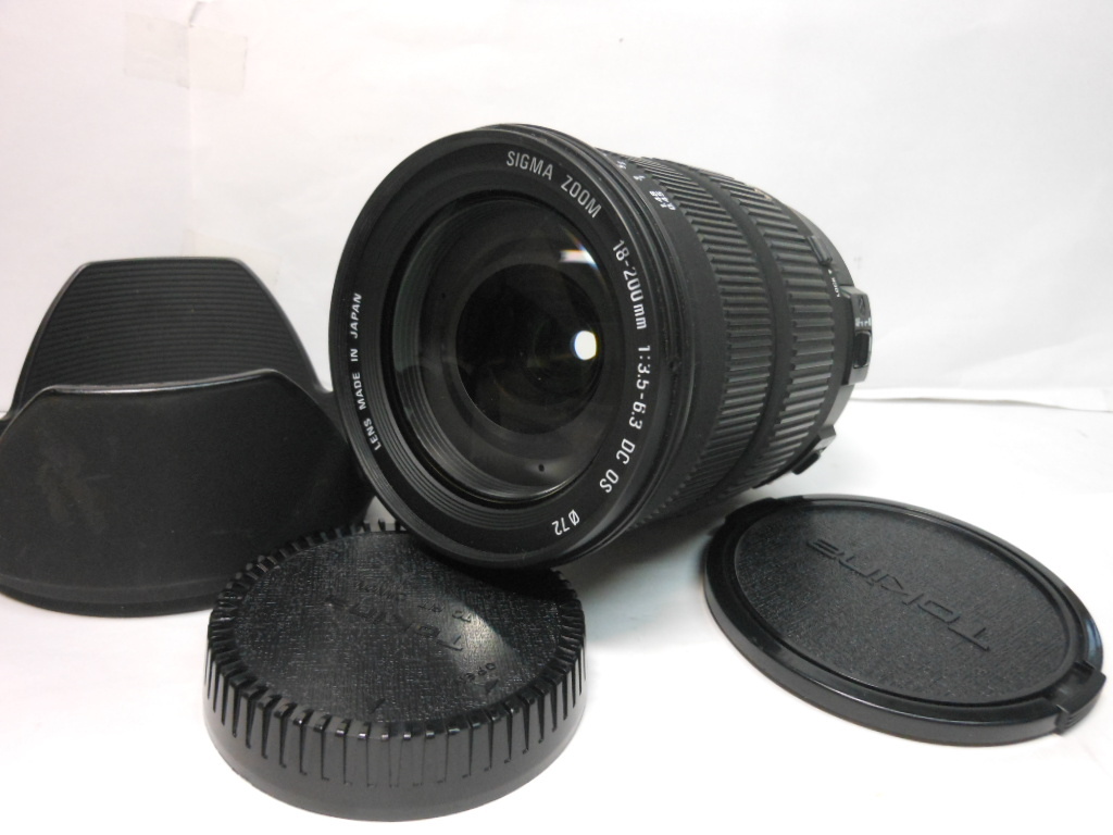 ☆希少実用美品級☆シグマ　　SIGMA　 18-200mm F3.5-6.3 DC OS 　キヤノン　　即日発送　　Canon 　フード付