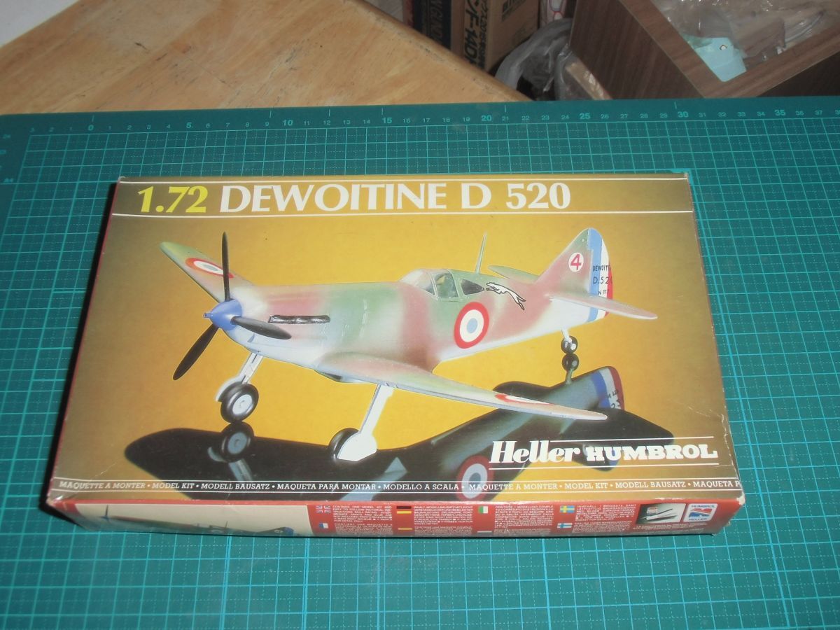 1/72　デヴォアティーヌ D.520　フランス単座戦闘機　エレール Heller　DEWOITINE D.520