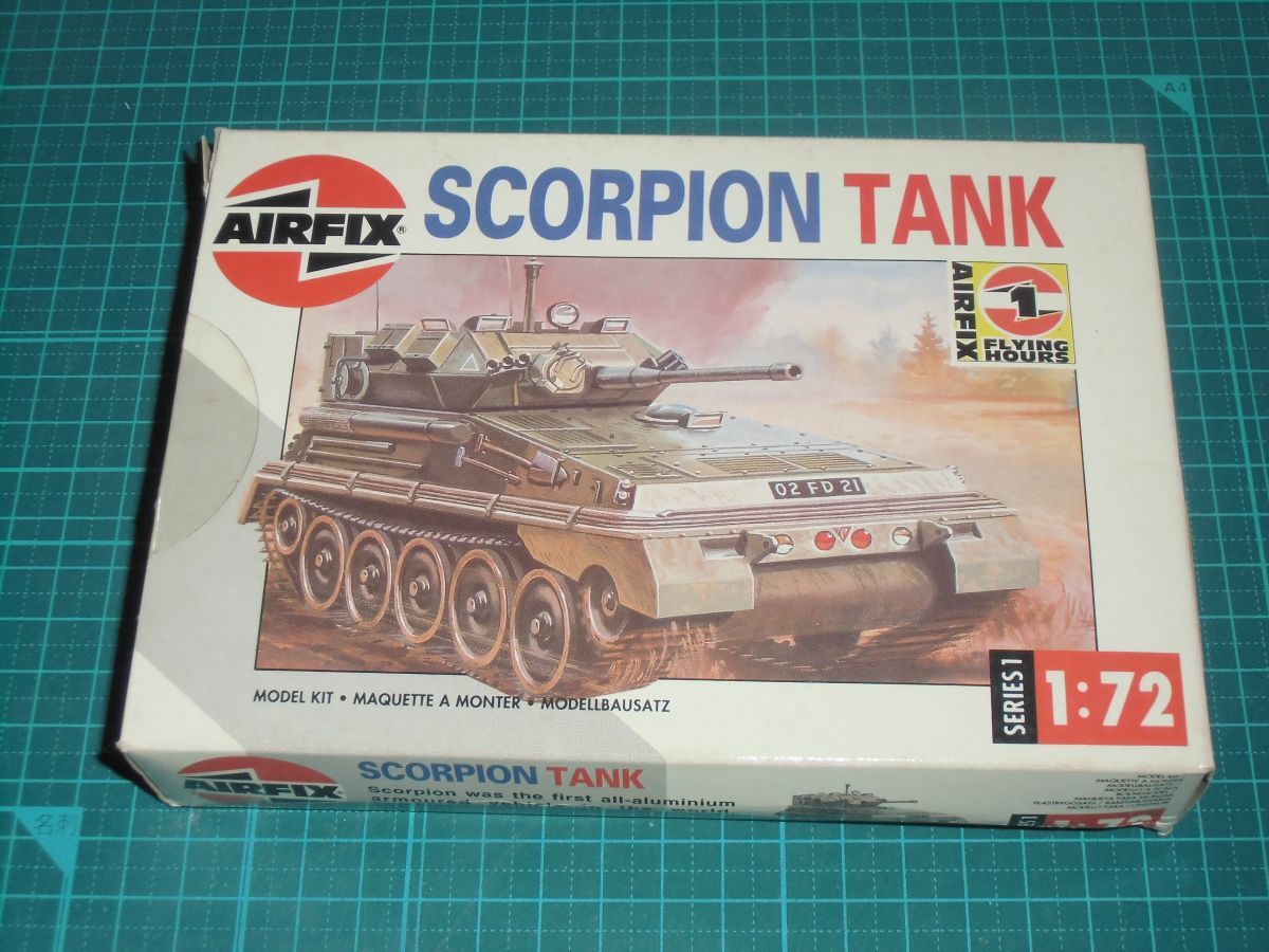 1/72　FV101 スコーピオン イギリス軽偵察戦車　エアフィックス AIRFIX 01320　Scorpion Tank