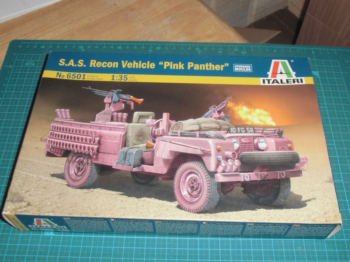 1/35　SAS ランドローバー ピンクパンサー 英軍特殊部隊 ①　イタレリ ITALERI 6501　S.A.S. Recon Vehicle “Pink Panther”