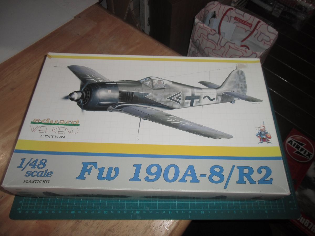 1/48　フォッケウルフ Fw190A-8/R2　エデュアルド eduard　WEEKEND EDITION