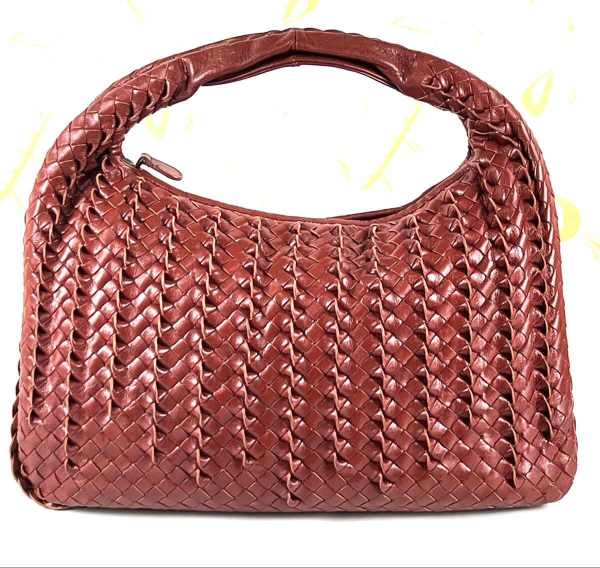 美品 BOTTEGA VENETA ボッテガヴェネタ イントレチャート レザー ワンショルダーバッグ レッド ホーボー ハンドバッグ