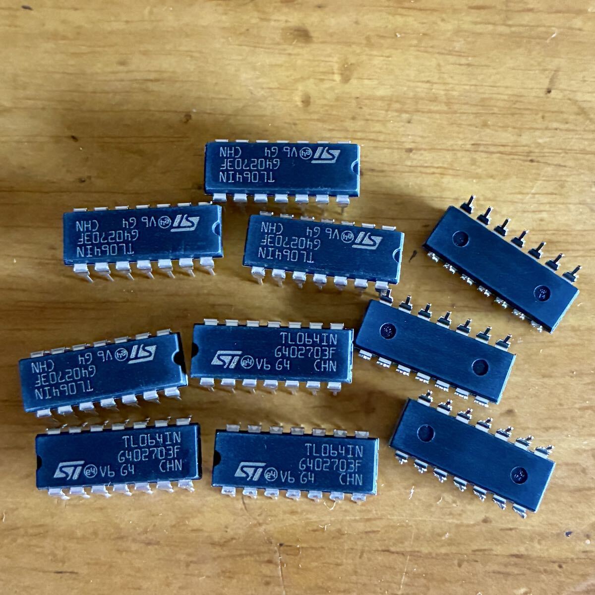 STMicroelectronics TL064IN オペアンプ 10個セット