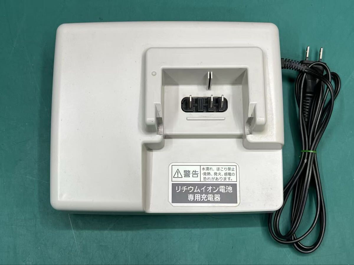 Panasonic バッテリー充電器 NKJ062 動作OK (60s)