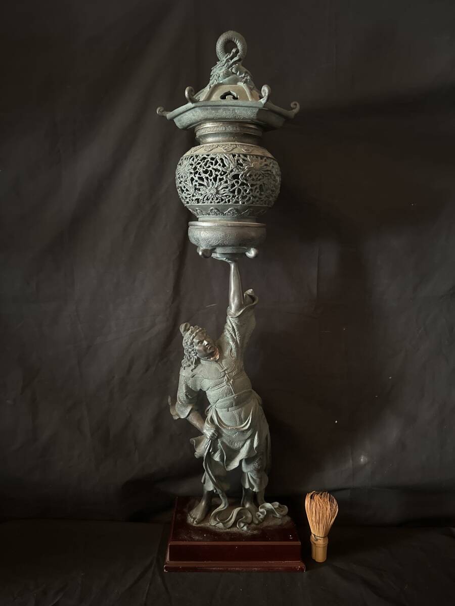 超絶技巧　仏教美術 鋳銅 細密彫特大燈籠 香炉 毘沙門天 天燈鬼 仏像 高さ84cm 