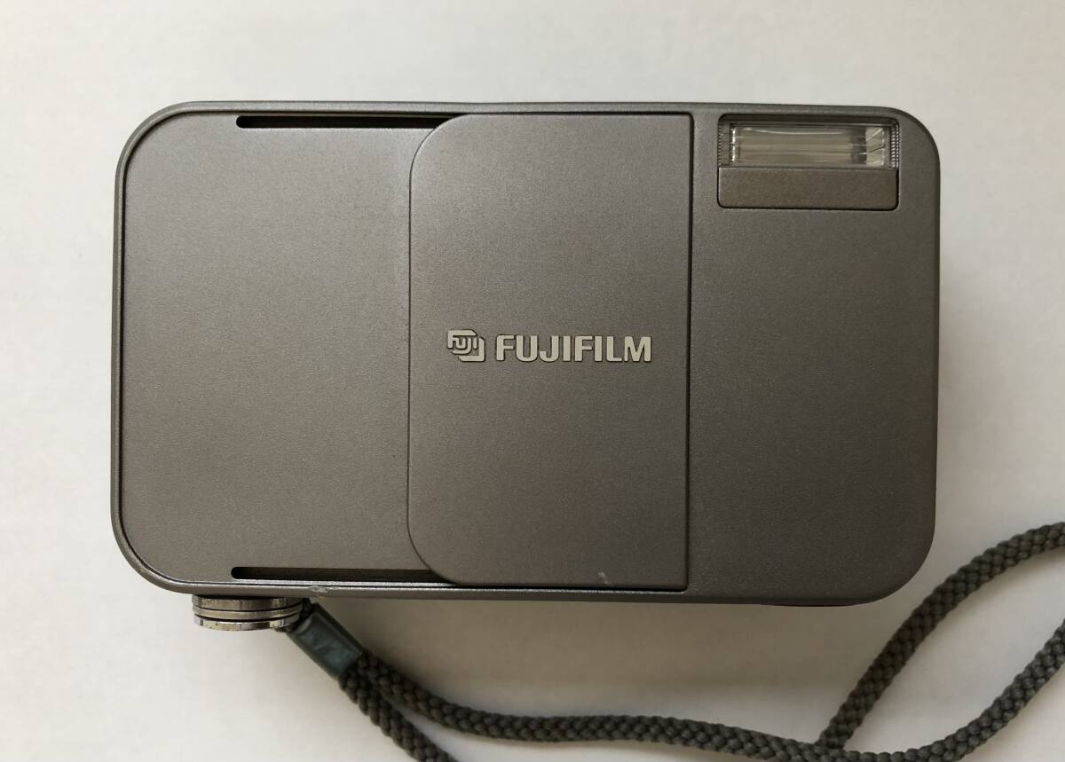 FUJIFILM 富士フィルム CARDIA mini TIARA カルディア コンパクトフィルムカメラ