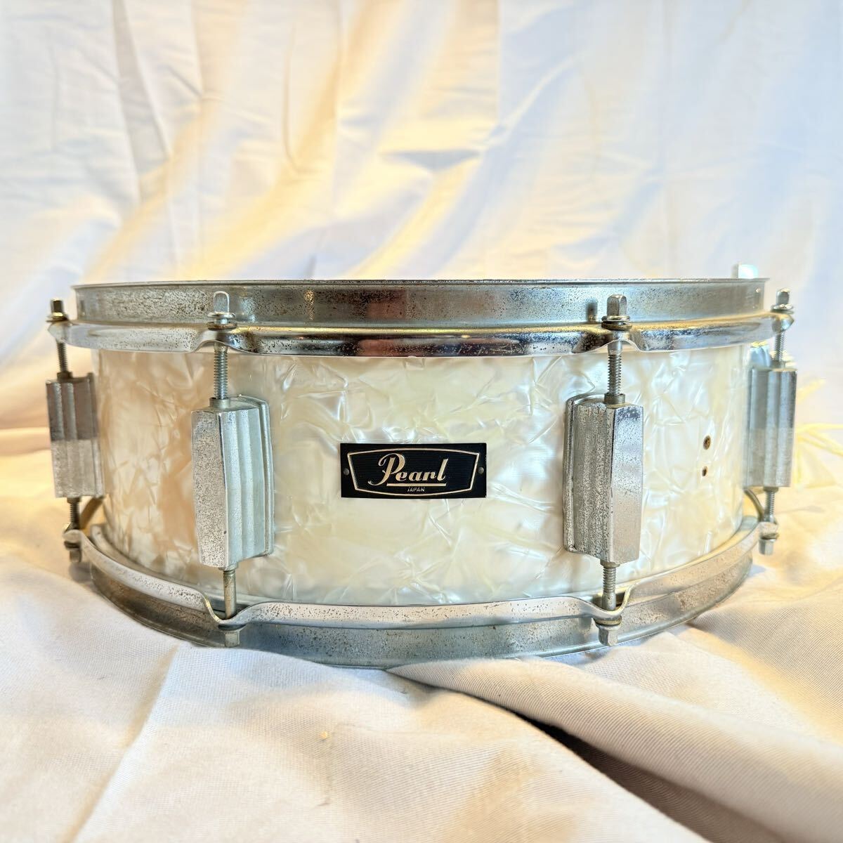 Pearl パール ヴィンテージ　スネア　ドラム 直径約37cm ホワイト　打楽器 現状品