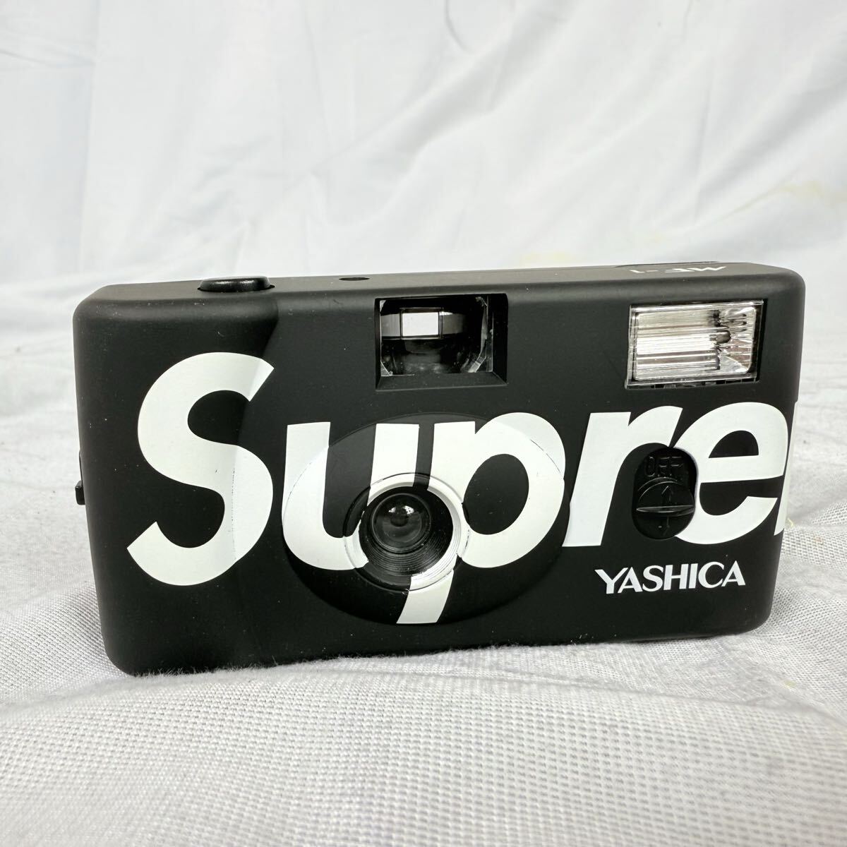 YASHICA ヤシカ MF-1 ブラック SUPREME シュプリーム コラボ コンパクトフィルムカメラ 動作未確認　ジャンク
