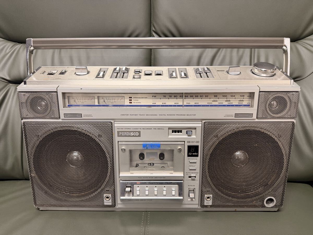 日立 HITACHI ラジカセ TRK-8800RM PERDISCO 昭和レトロ 当時物 ジャンク品 現状 FM AM カセット メタルカセッター