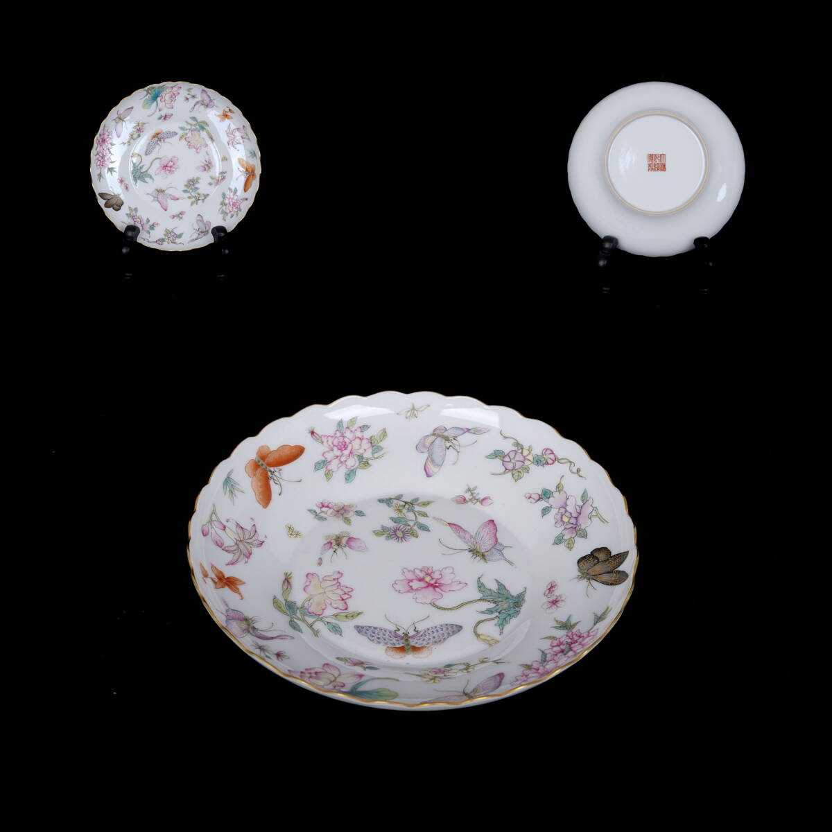 中国美術 大清乾隆年製 粉彩花蝶図輪花皿 菓子皿 コレクション【HM260612-009】