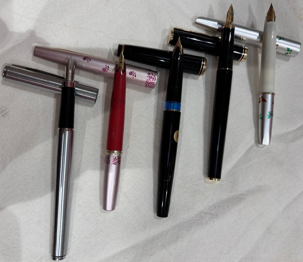 【5SM伊■06001F】★1円スタート★万年筆5本まとめ★Mont Blanc★PLATINUM★SAILOR★SHEAFFER★ペン先★14K×1本★21K×1本★