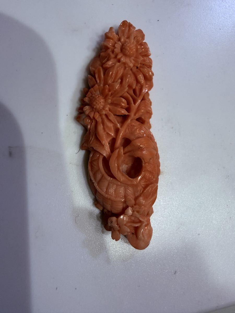 本珊瑚 彫刻 花 帯留め ブローチ 和装小物 アクセサリー 赤珊瑚 重14g