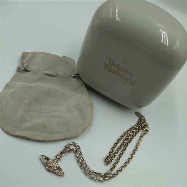 1円 出品 Vivienne Westwood ヴィヴィアンウエストウッド SV925 オーブ ネックレス ペンダント ラインストーン シルバーカラー 20929